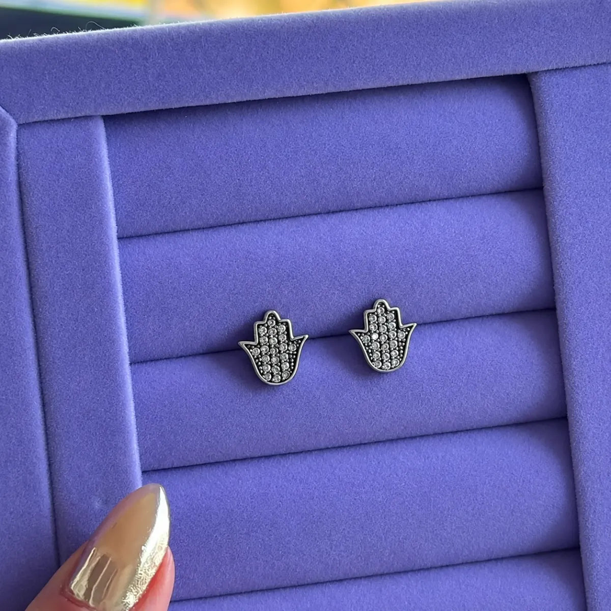 Brinco Mão Hamsa Cravejada Zircônia Prata 925 Legítima